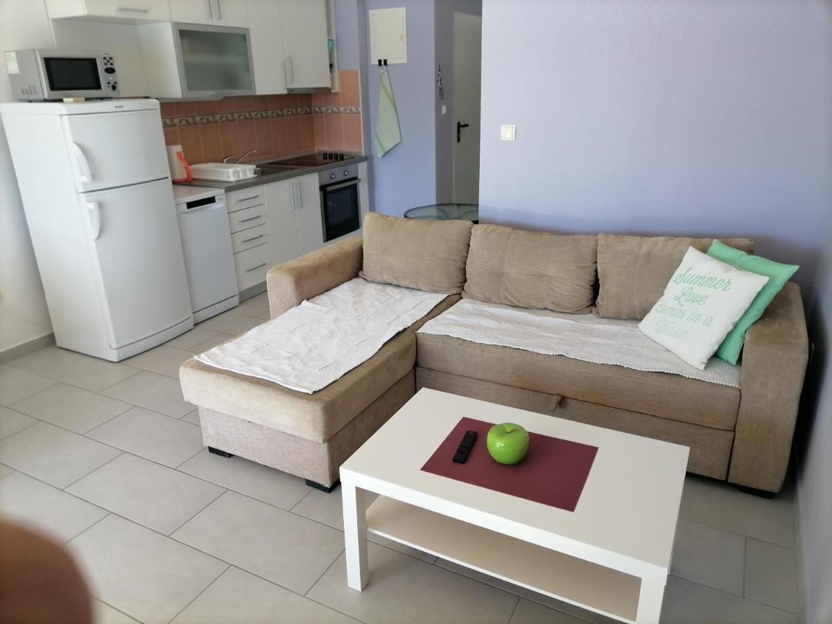 Apartman Sutalo Komarna Exterior photo